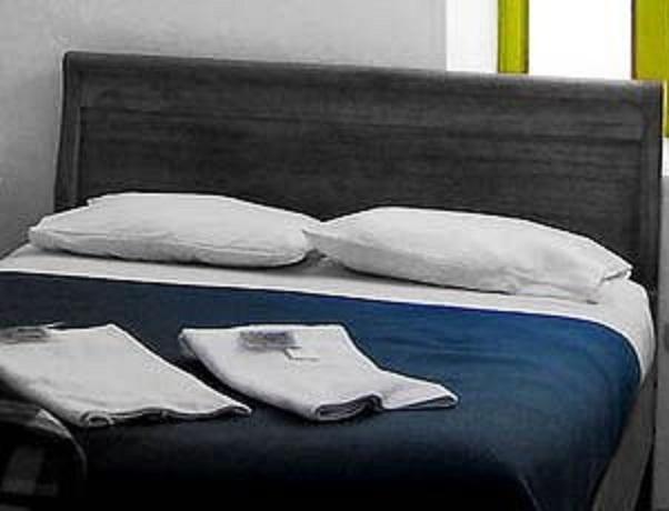 Collins Avenue Hostel Miami Beach Exterior foto