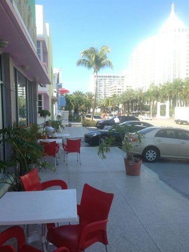 Collins Avenue Hostel Miami Beach Exterior foto